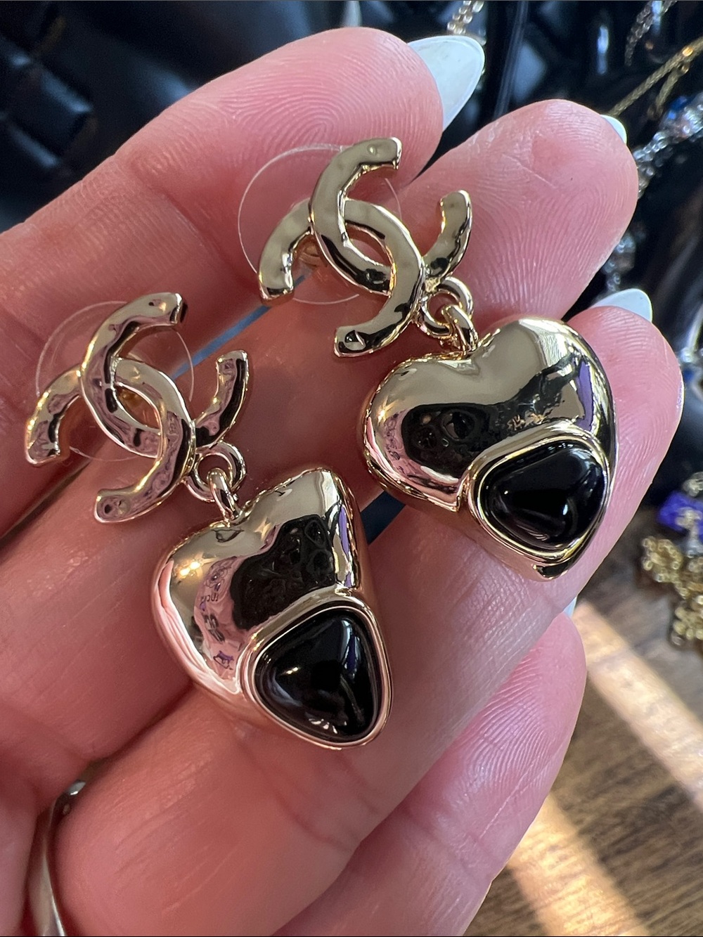 Gold Heart Charm Crossbody Accent with Black Stone
